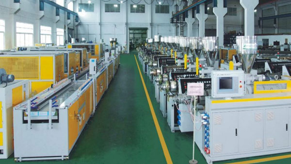 隆翔駿與南塑：管材擠出生產線的共贏合作